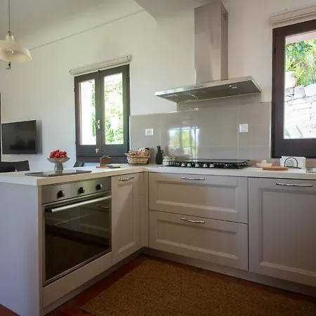 Il Mandorlo With Garden And Terrace In Forio D'ischia Villa *