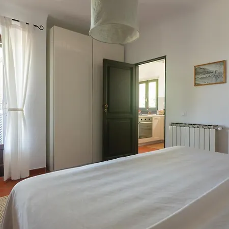 Il Mandorlo With Garden And Terrace In Forio D'ischia *