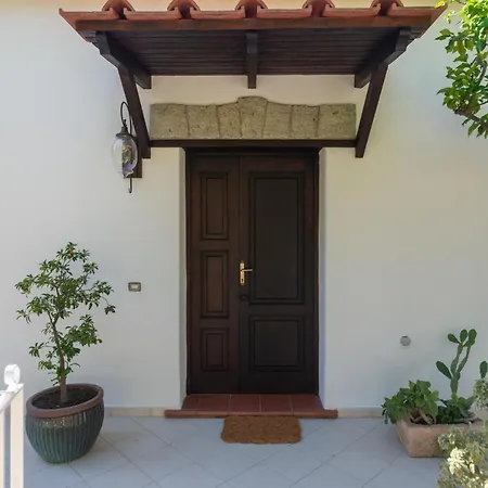 Villa Il Mandorlo With Garden And Terrace In Forio D'ischia *